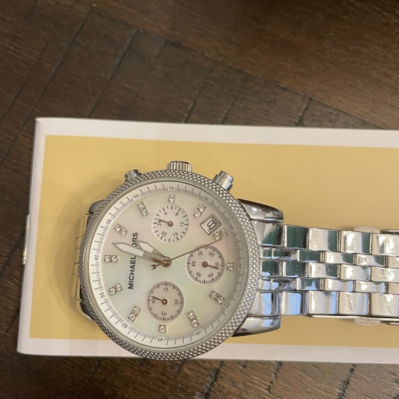 Michael Kors Silver Bracelet Watch - Picture 3 of 8